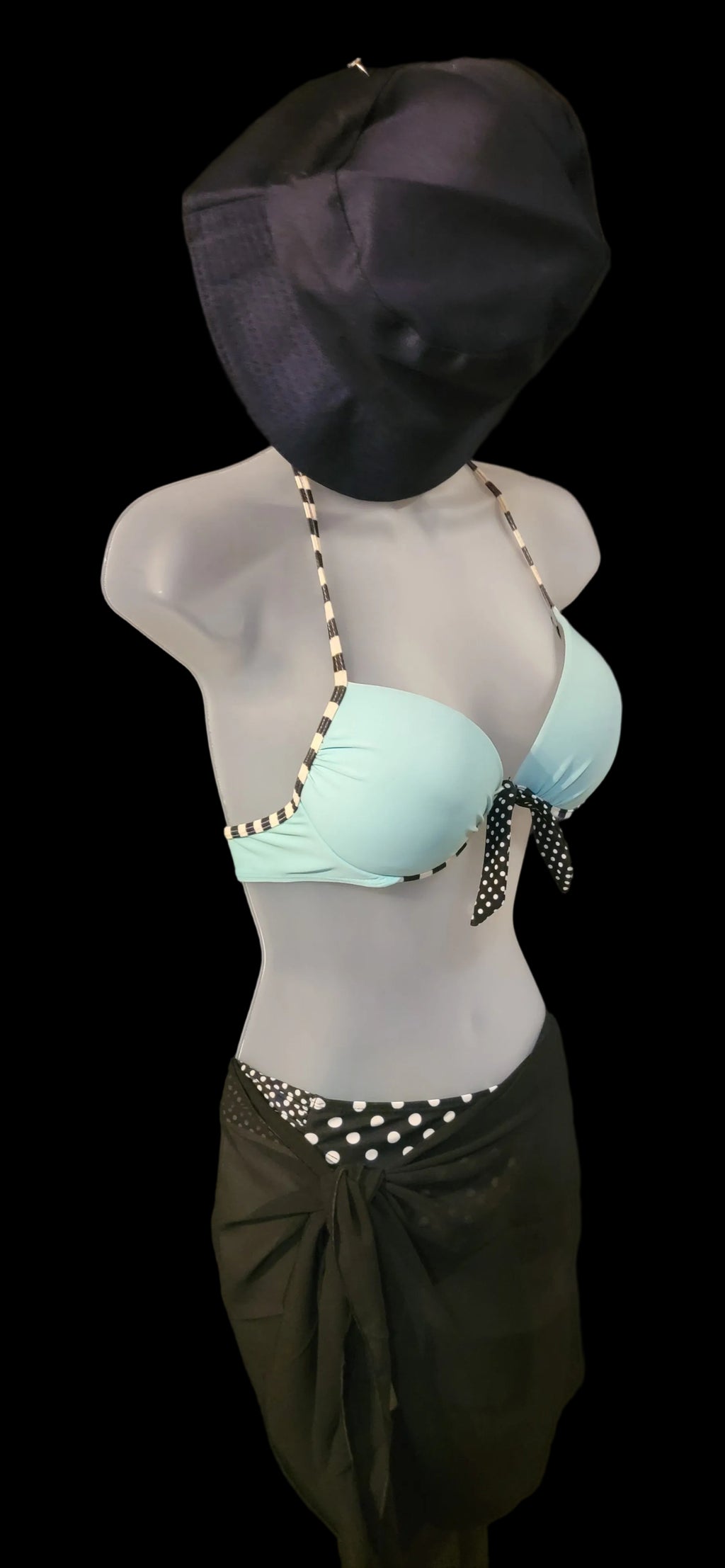 Women's sultry bikini sets