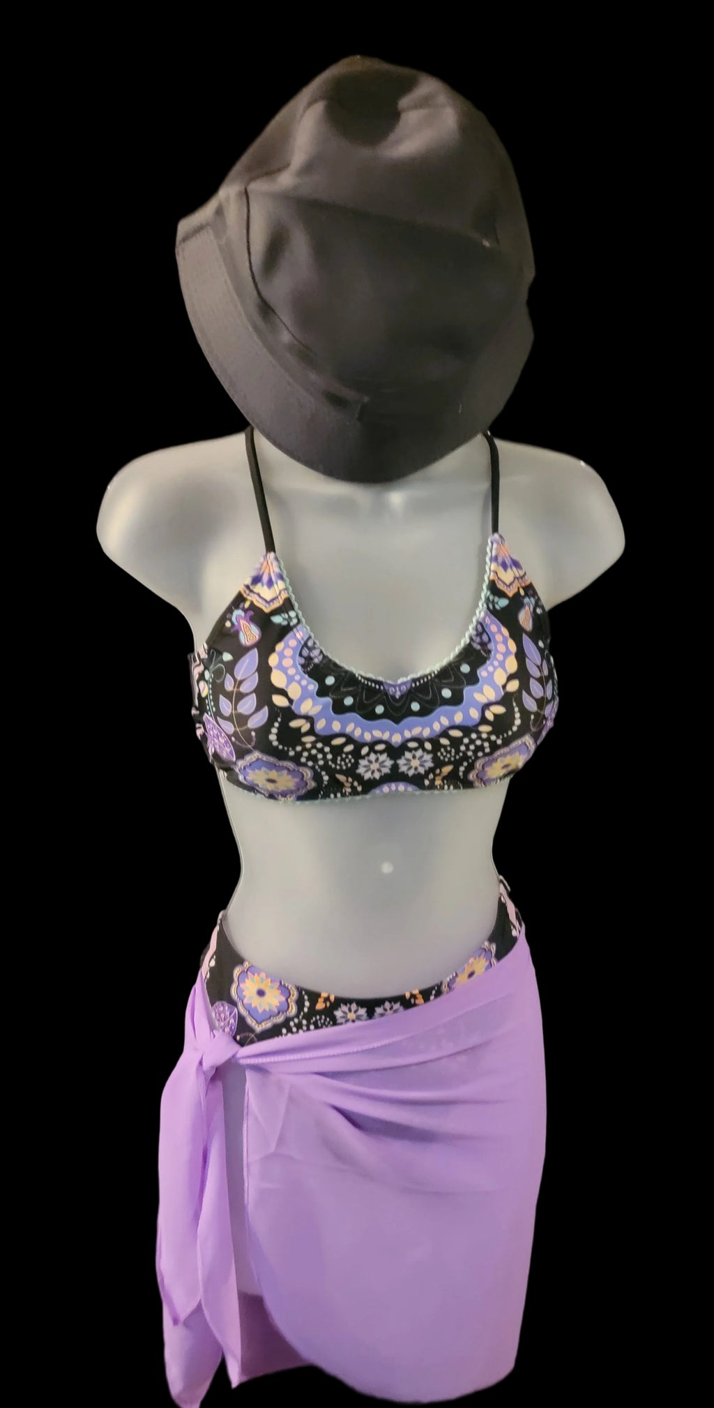 Women's sultry bikini sets