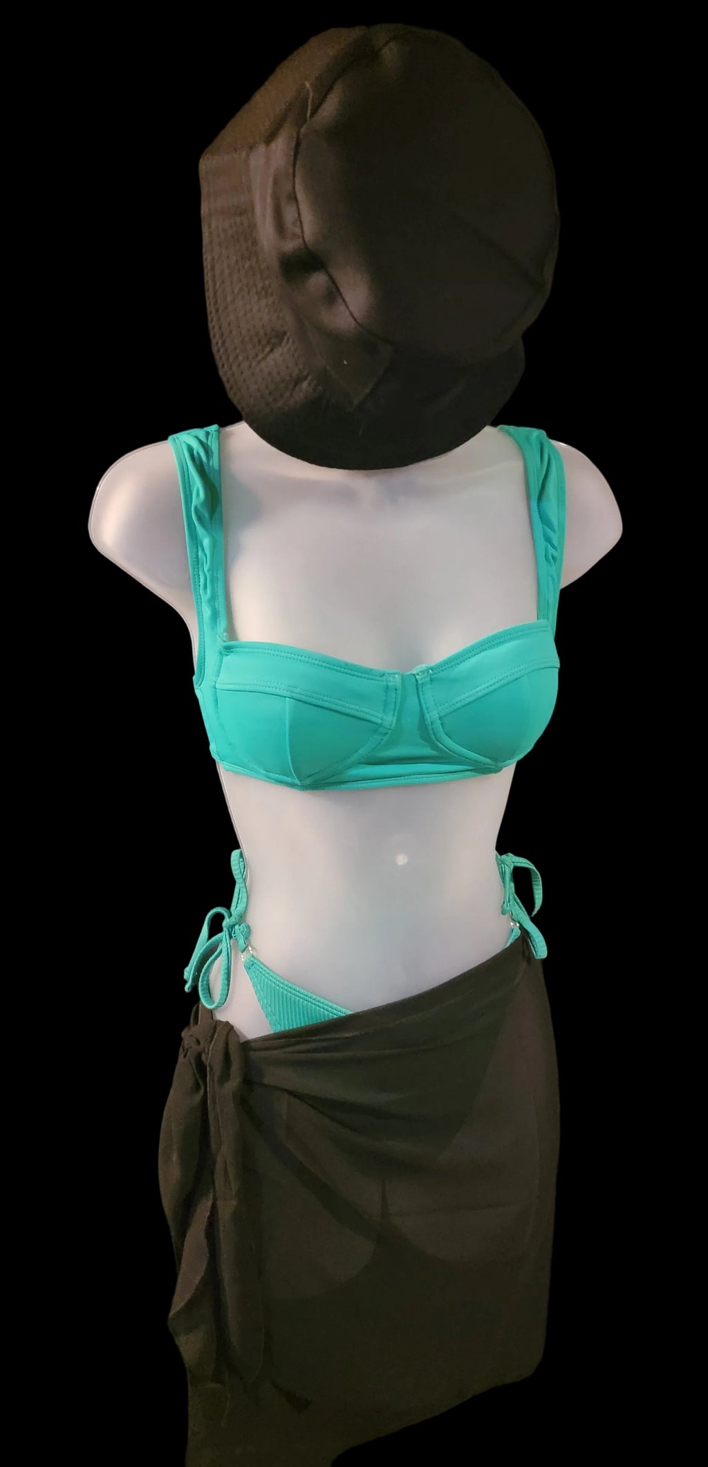 Women's sultry bikini sets