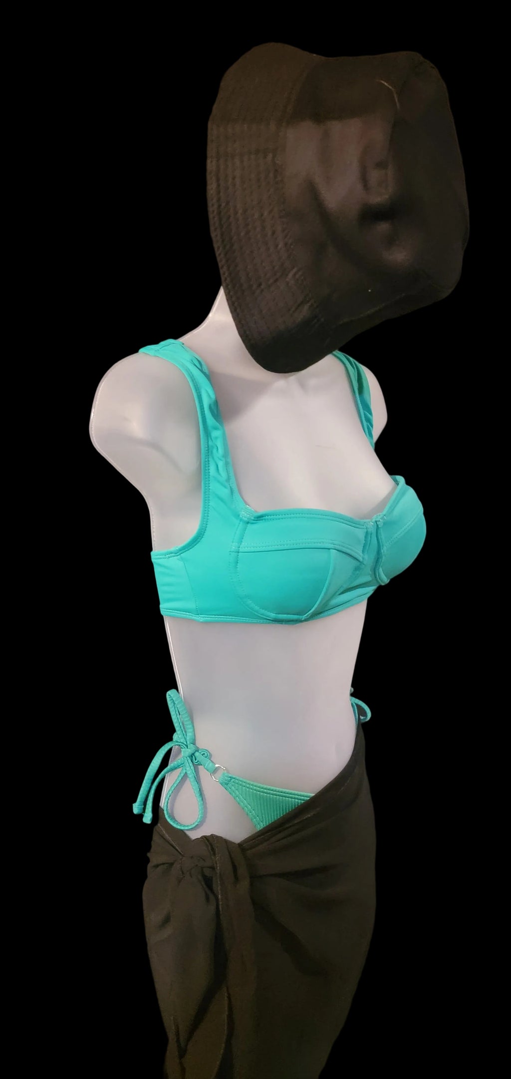 Women's sultry bikini sets