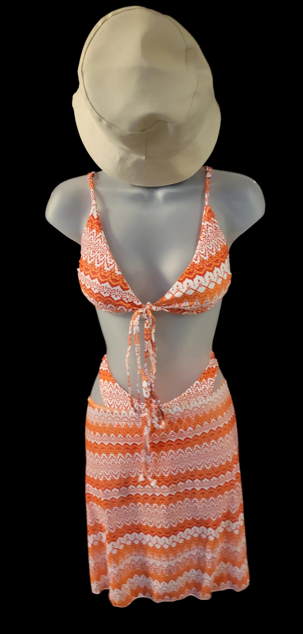 Women's sultry bikini sets