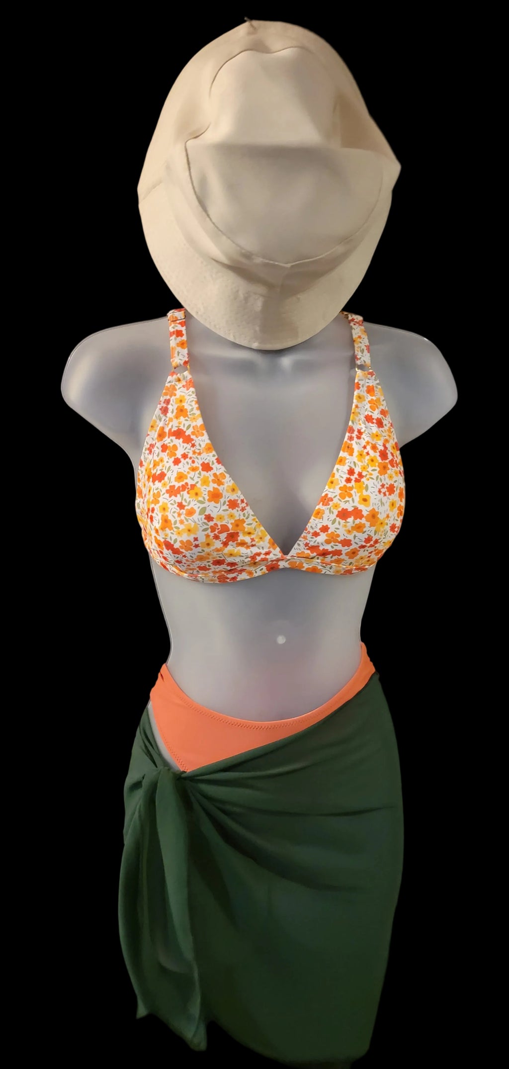 Women's sultry bikini sets
