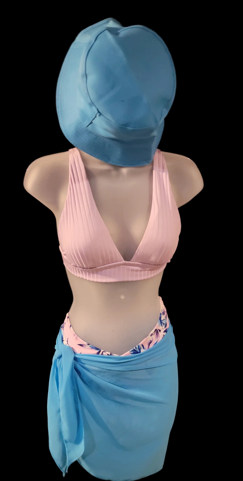 Women's sultry bikini sets