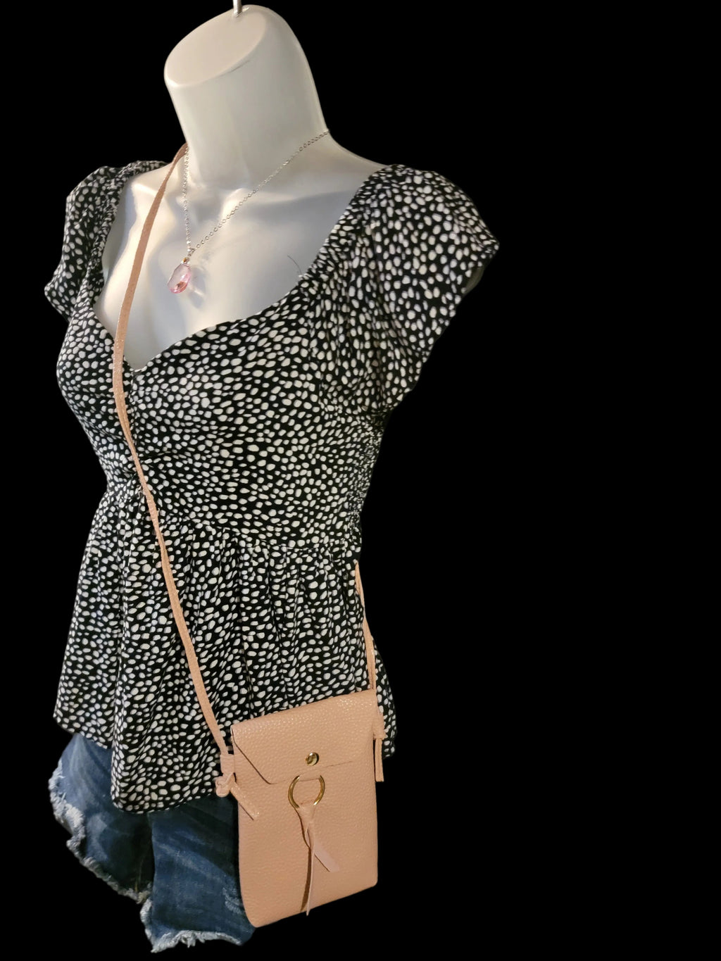 Women's playful summer outfits