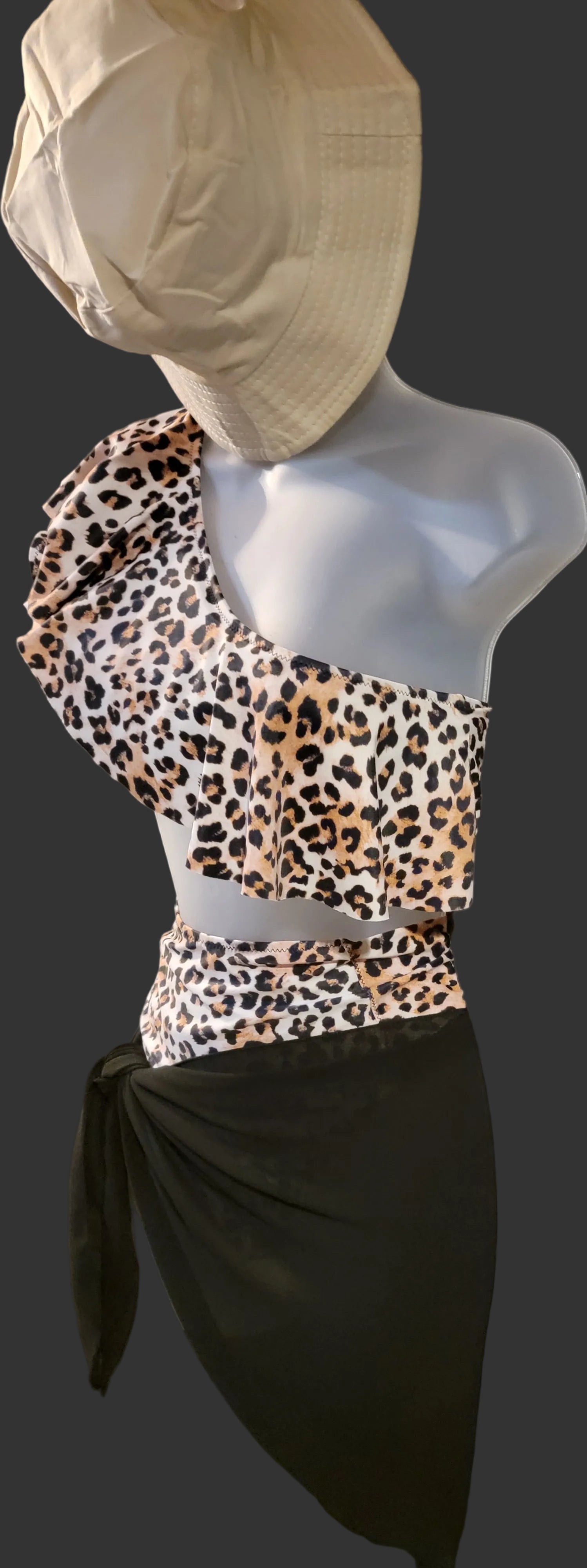 Women's sultry bikini sets