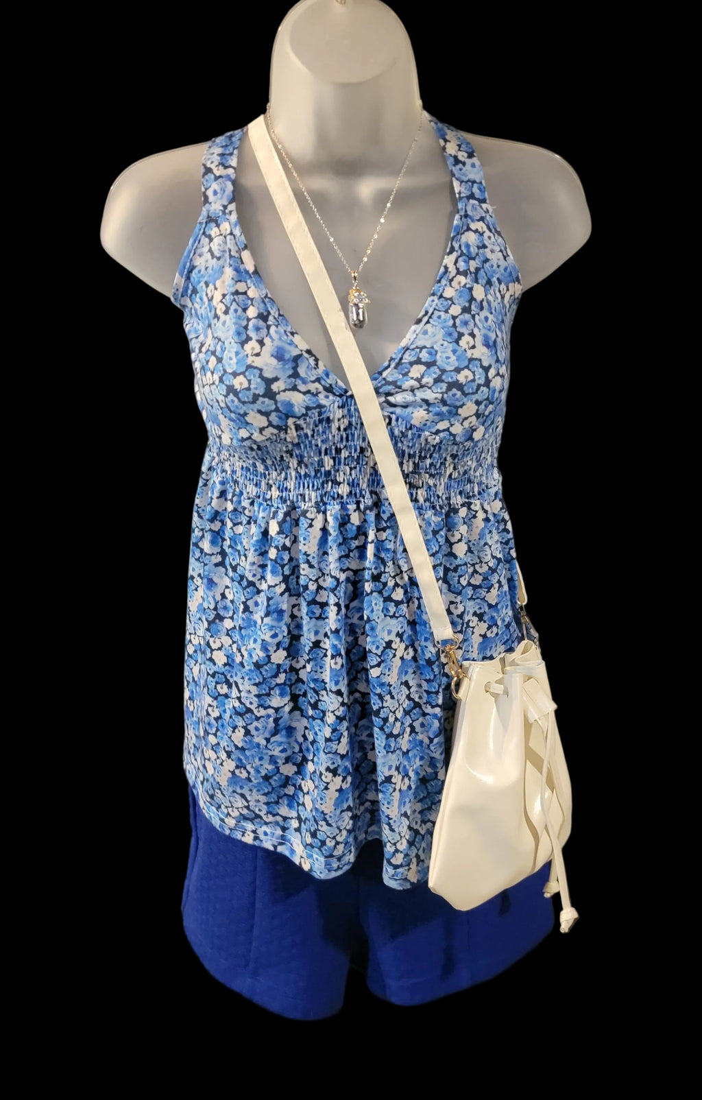 Women's playful summer outfits