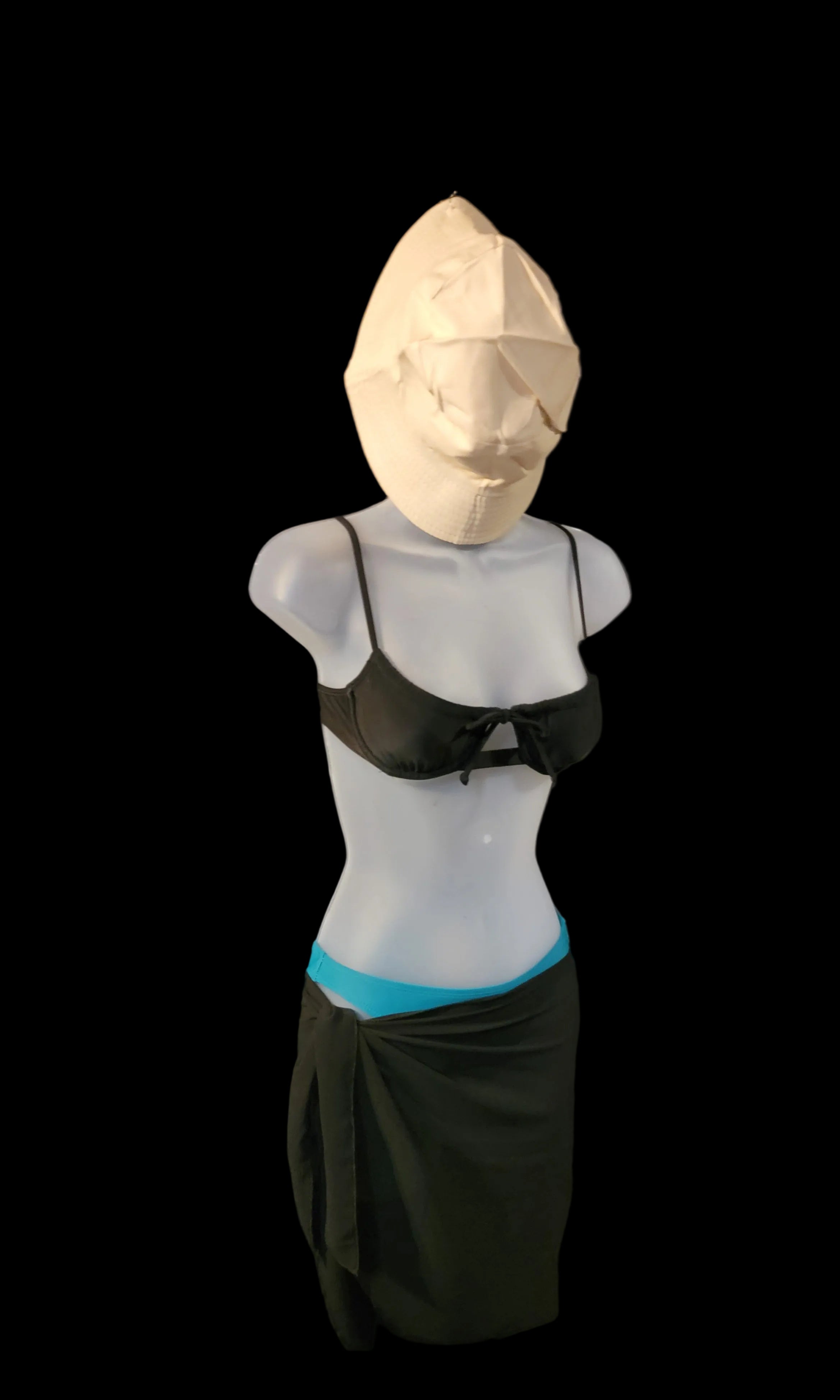 Women's sultry bikini sets